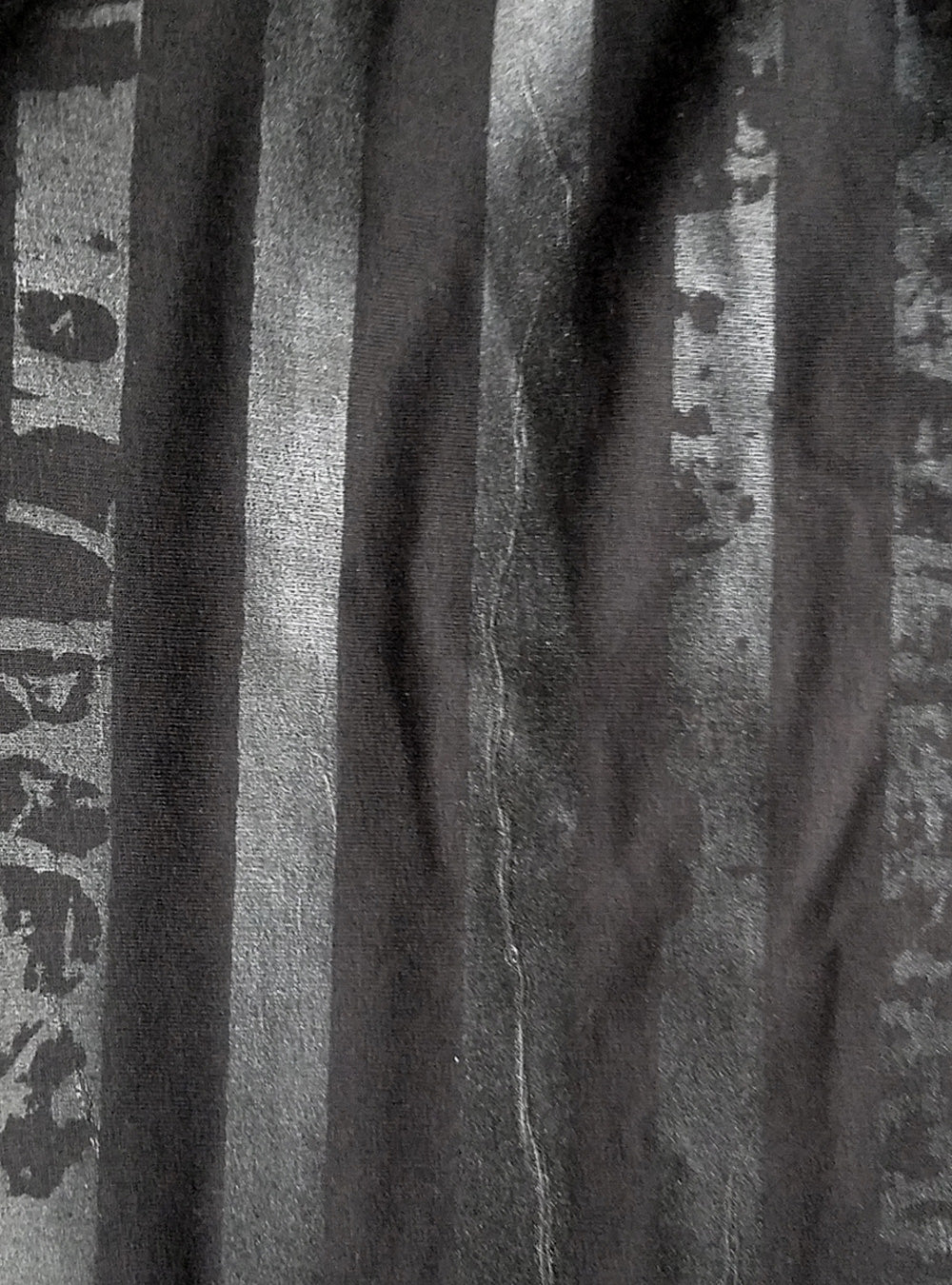 gitano-stripes-black-on-black-print-gothic | HybridPunkBerlin