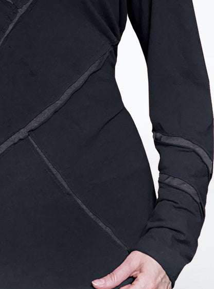 black-longsleeve-slotted-close-detail-slot | HybridPunkBerlin