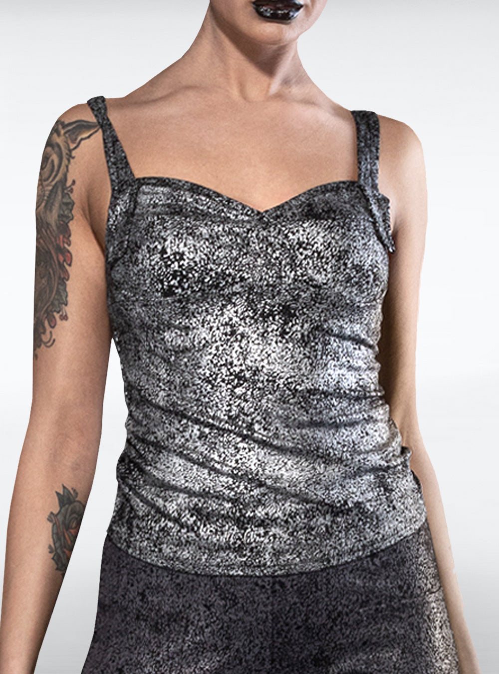 contour-top-silver-girls-cyberpunk-hpb | HybridPunkBerlin