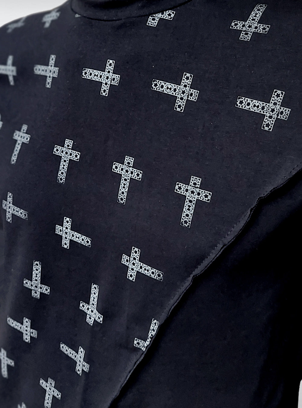 cross-shirt-men-black-silver-detail-hpb | HybridPunkBerlin
