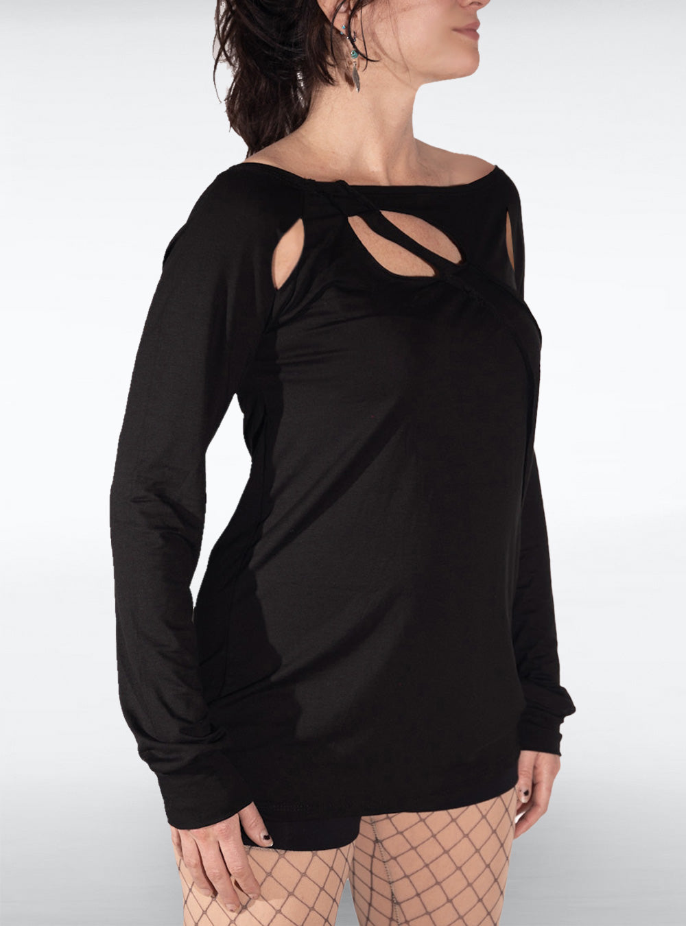 cutout-longsleeve-wide-black-girls-gothic | HybridPunkBerlin