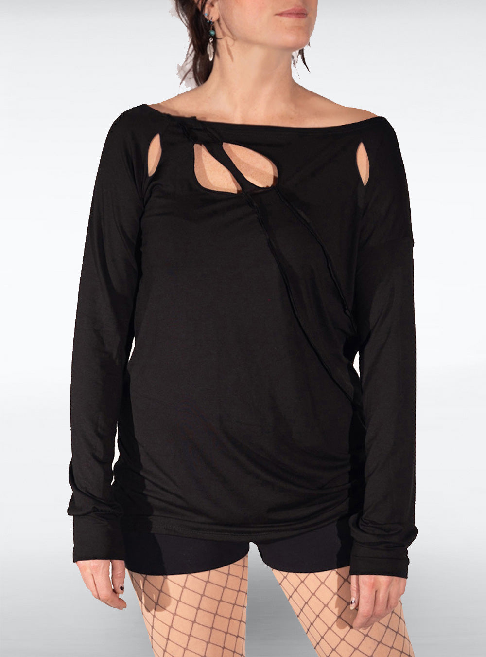 cutout-longsleeve-wide-black-women-shirt-gothic | HybridPunkBerlin