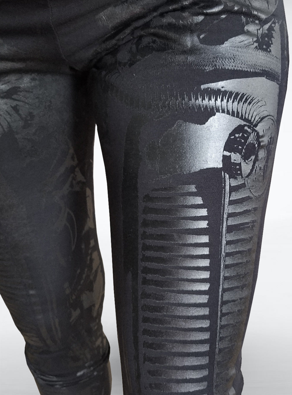 cyberrobo-leggings-black-close-detail | HybridPunkBerlin