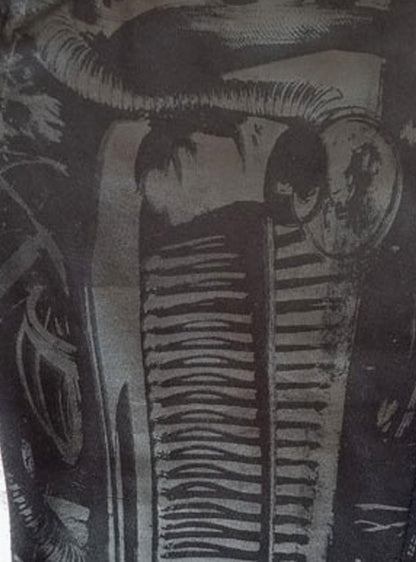 cyberrobo-pants-men-print-robot-close-detail | HybridPunkBerlin