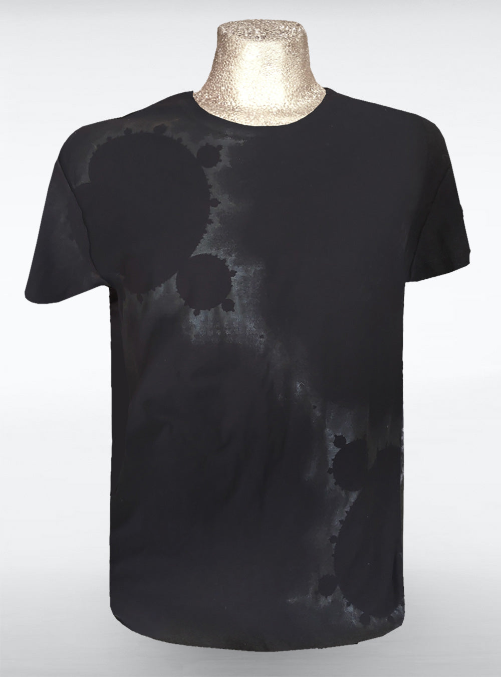 fractal-shirt-men-black-on-black-nerd-tech | HybridPunkBerlin
