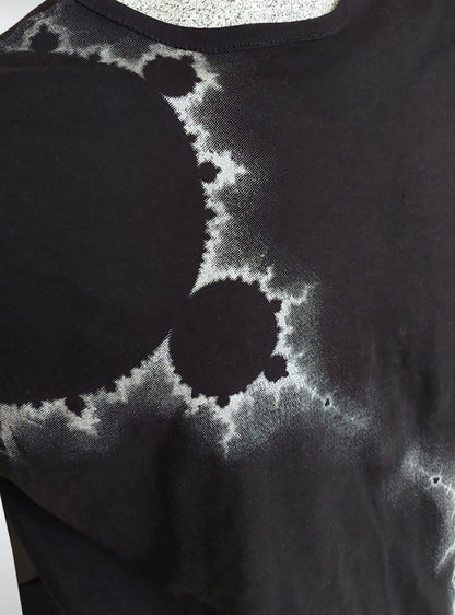 fractal-shirt-men-black-silver-post-tech | HybridPunkBerlin