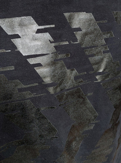glitch-shirt-men-black-on-black-detail | HybridPunkBerlin