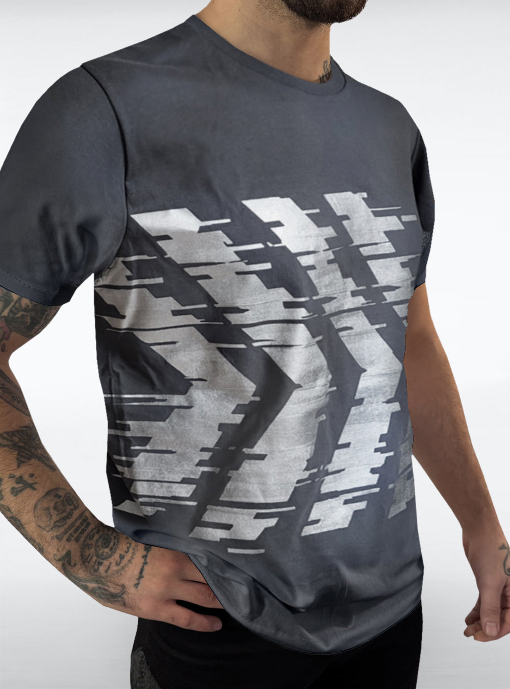 glitch-shirt-men-cyberpunk-anthracite-side | HybridPunkBerlin