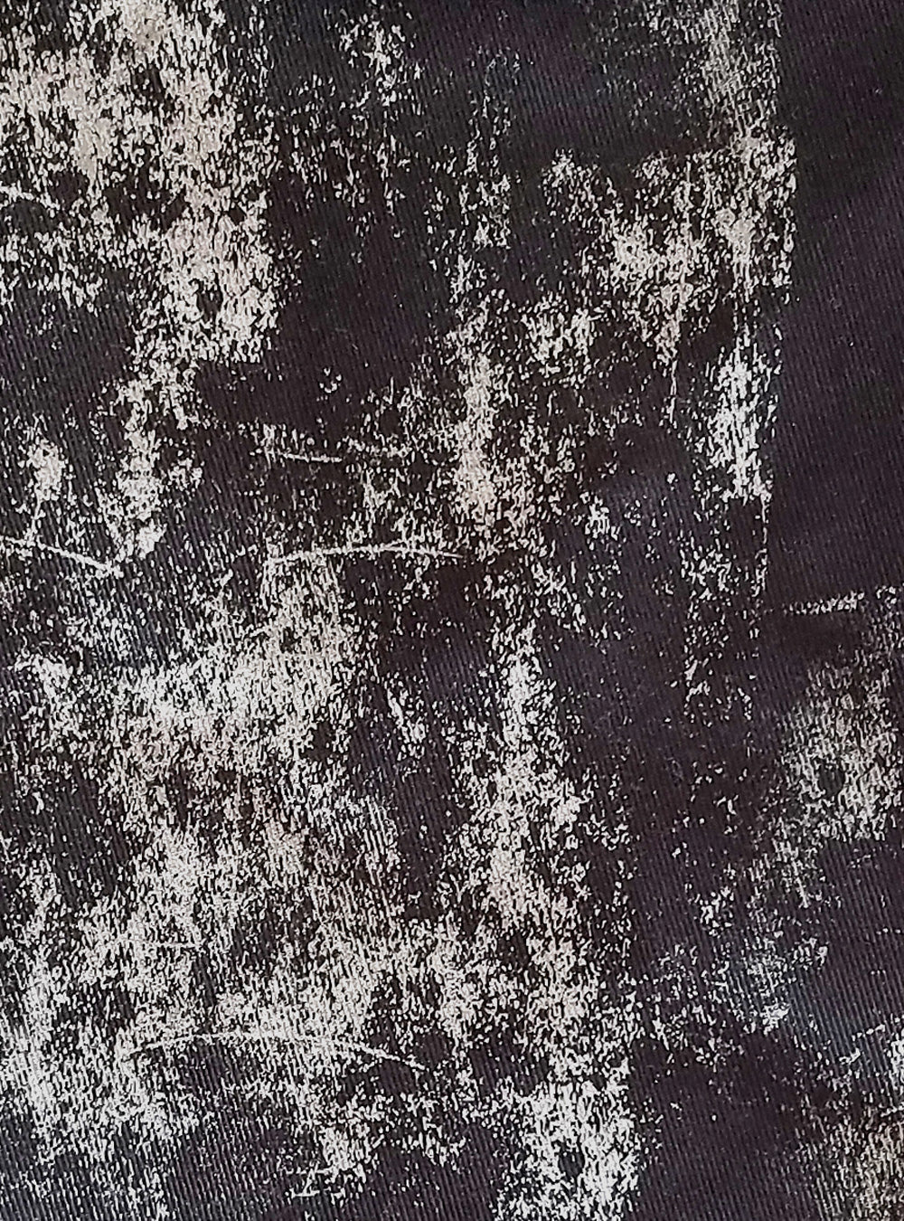 gunmetal-pants-cyberpunk-silver-print-close | HybridPunkBerlin