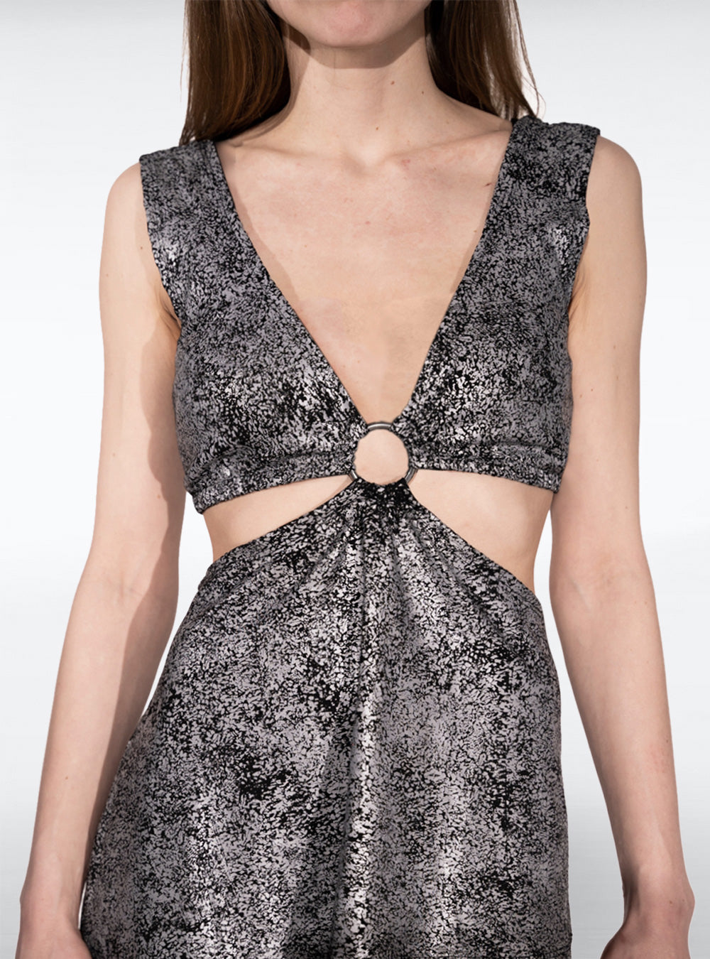 ring-dress-silver-stage-outfit | HybridPunkBerlin