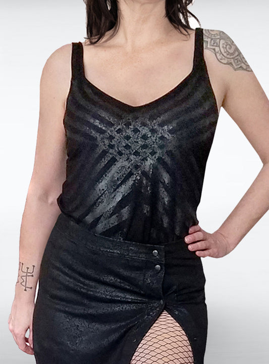 silu-stripes-tank-black-on-black | HybridPunkBerlin