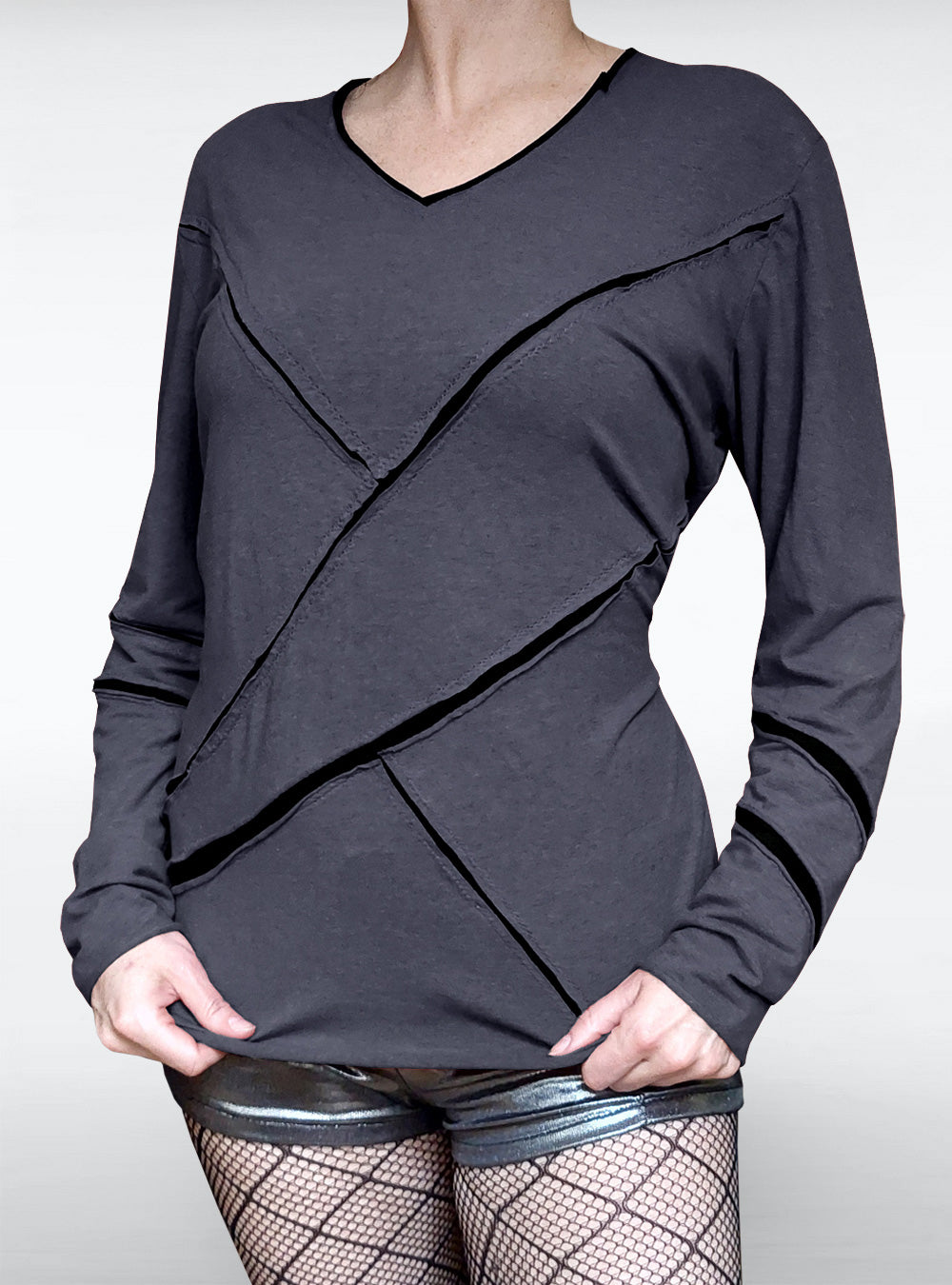 slotted-longsleeve-anthracite-black-women-hpb | HybridPunkBerlin