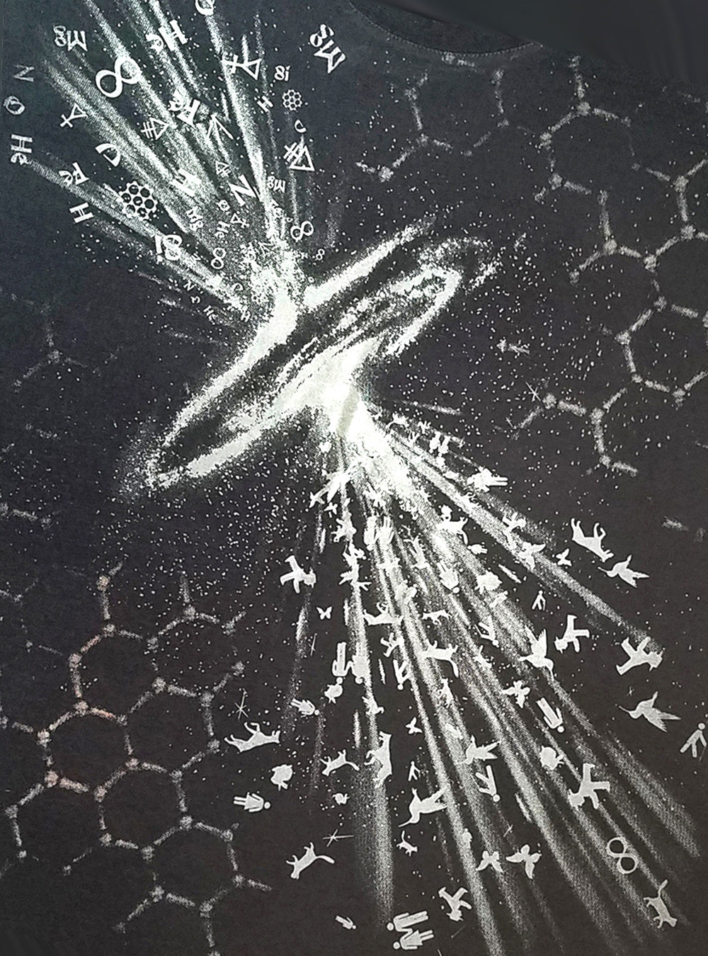 stardust-print-shirt-universe-silver-galaxy-detail | HybridPunkBerlin