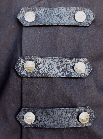 steam-jacket-women-black-close-detail-buttons | HybridPunkBerlin