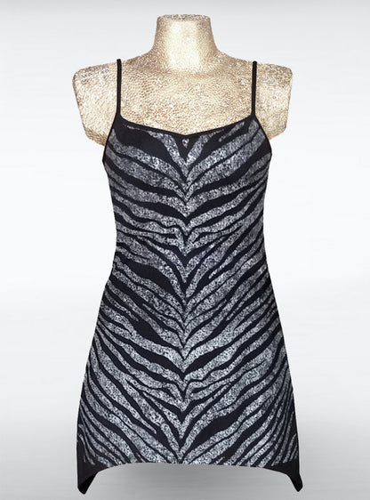 zebra-dress-silver-black-stripes-glam | HybridPunkBerlin