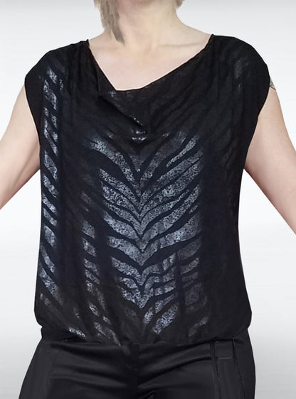 zebra-stripes-top-wide-black-viscose | HybridPunkBerlin